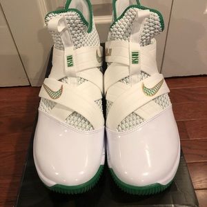 NIB NIKE Lebron XII 🏀 sneakers 👟